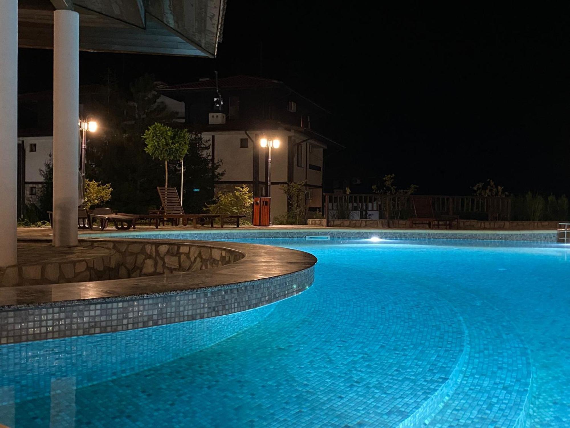 Etara 2 Apartment สวิติ วลัส ภายนอก รูปภาพ